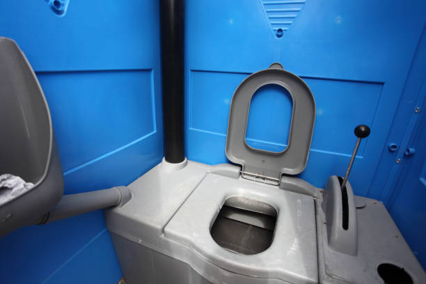 Best Construction site porta potty rental  in Burlington, KS